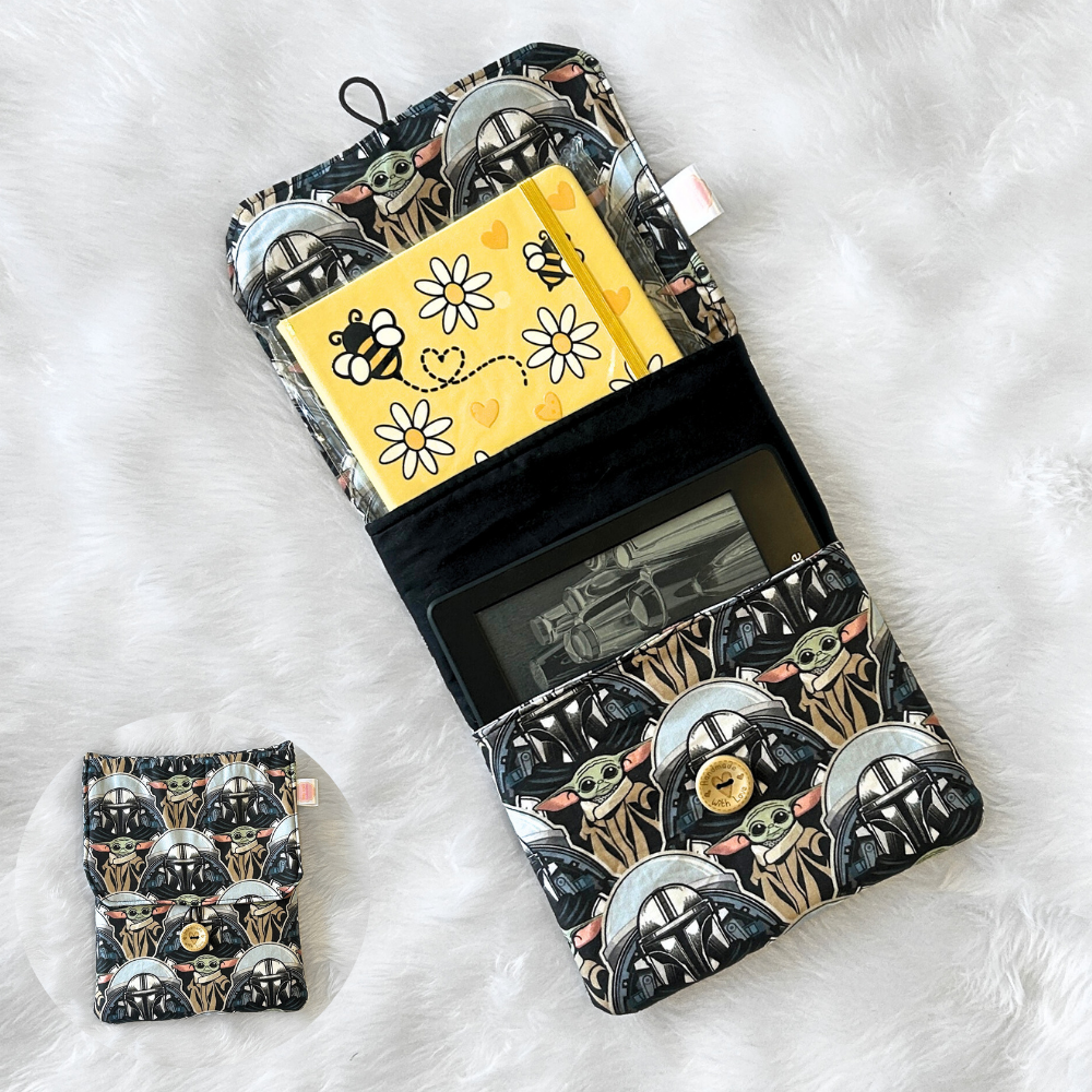 Mandalorian E-Reader & Notebook Sleeve