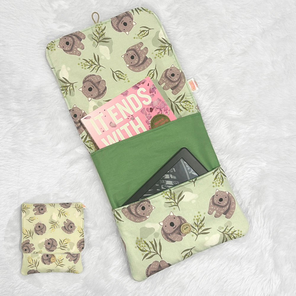 Wombat E-Reader & Book Sleeve